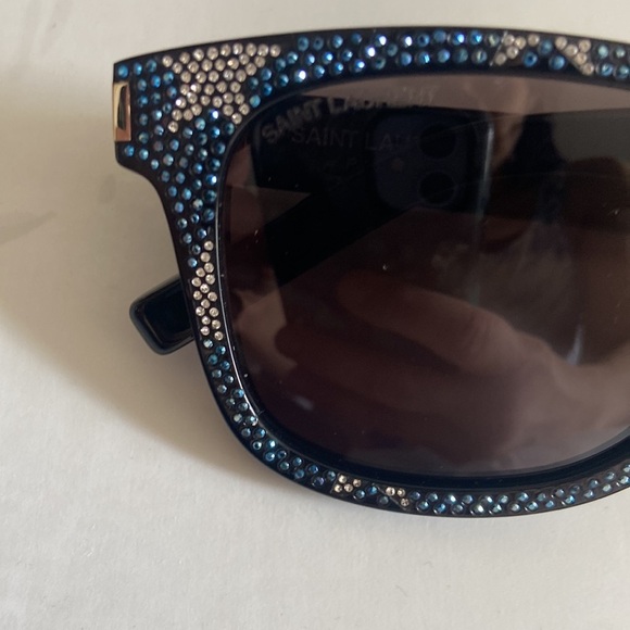 Saint Laurent YSL Special Edition Sunglasses - Picture 6 of 9